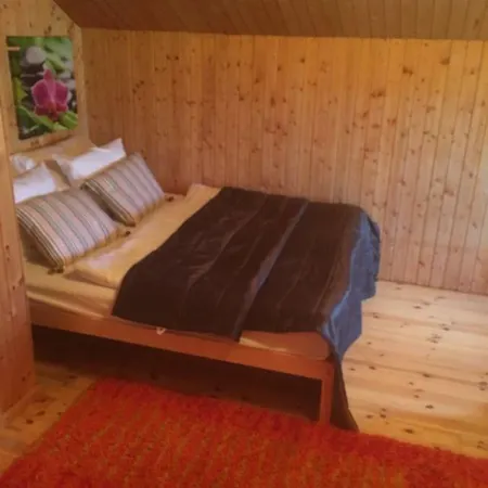 Nirgi Semesterbostad *